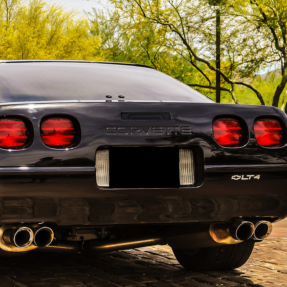LUZ DE FRENO 91-96 CHEVY CORVETTE - PLUGS INTO FACTORY BULB SOCKET - 3D - LED - SMOKE
