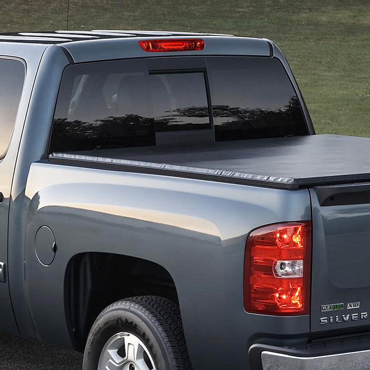 LUZ DE FRENO 07-13 CHEVY SILVERADO 1500, 1500HD, GMC SIERRA 1500, 1500HD / 07-14 SILVERADO 2500, 3500, HD MODELS, GMC SIERRA 2500, 3500, HD MODELS / 09-10 HUMMER H3T - 3D - LED - RED