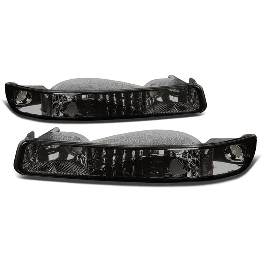 CUARTOS LUZ 99-06 GMC SIERRA 1500, 2500, 3500 AND HD MODELS / 2007 SIERRA 1500, 2500, 3500 AND HD MODELS CLASSIC ONLY / 00-06 YUKON 1500, 2500 - DOES NOT FIT C3 OR DENALI MODELS - 2PC - SMOKE / CLEAR CORNER