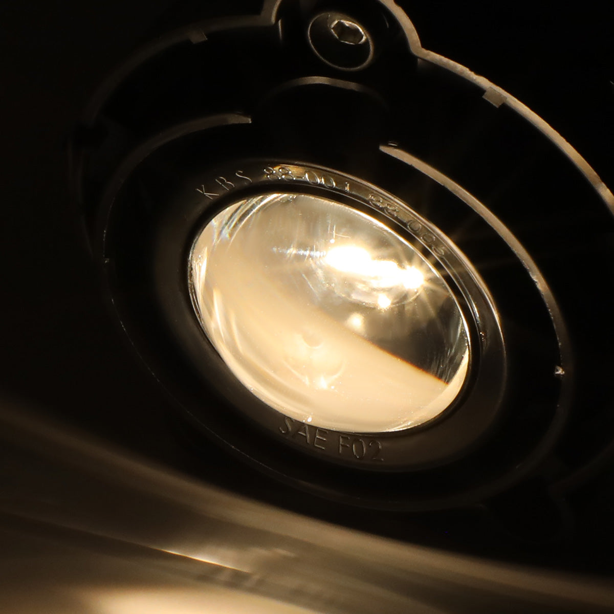FAROS DE NIEBLA 08-09 BUICK ALLURE / 04-07 BUICK RAINIER / 08-15 BUICK ENCLAVE / 06-11 BUICK LUCERNE / 08-11 CHEVY HHR / 06-13 CHEVY IMPALA / 14-16 CHEVY IMPALA LIMITED / 06-08 CHEVY MALIBU / 06-07 CHEVY MONTE CARLO / 13-15 CHEVY TRAVERSE / 13-15 GMC