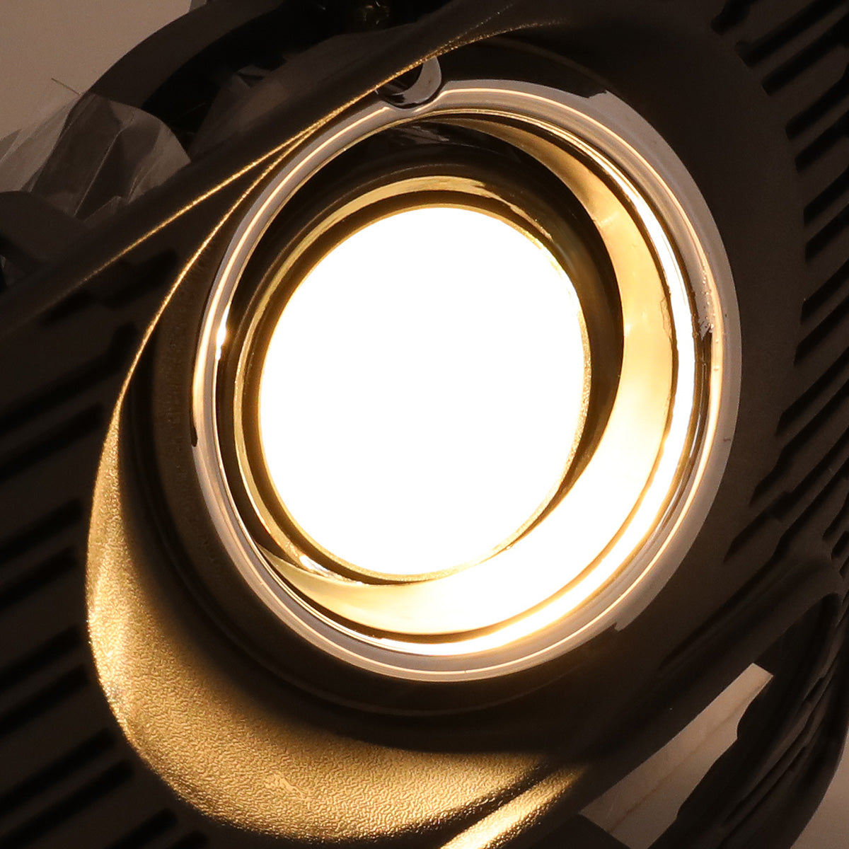 FAROS DE NIEBLA 16-18 CHEVY CRUZE - DOES NOT FIT LT MANUAL OR DIESEL MANUAL MODELS - WITH SWITCH, BEZEL - CHROME / CLEAR