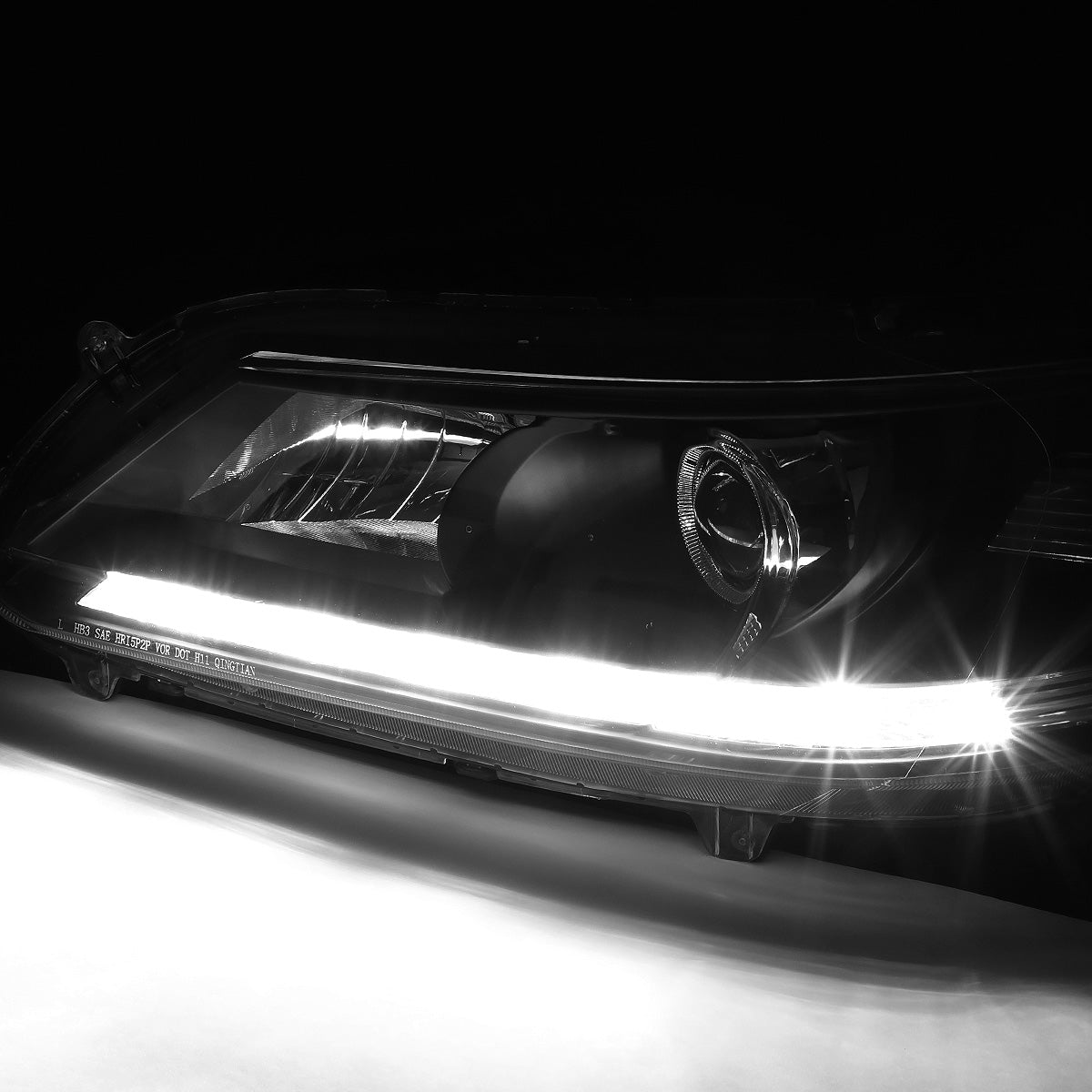 FAROS 13-15 HONDA ACCORD 4-DOOR - LED DRL - PROJECTOR - BLACK HOUSING / CLEAR CORNER - H11 LOW BEAM / 9005 HIGH BEAM
