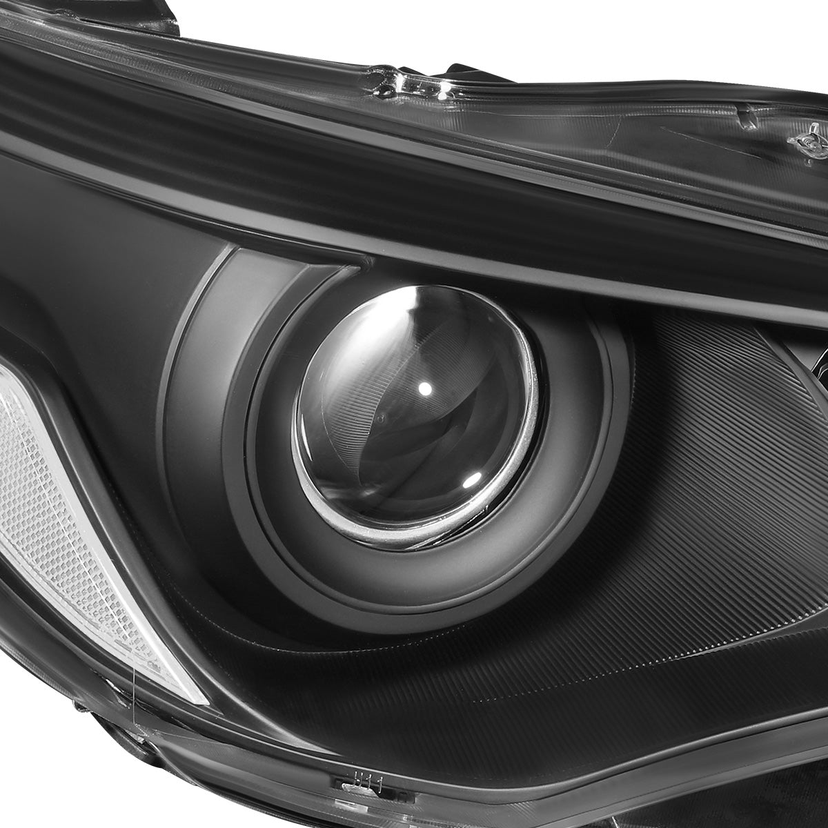 FAROS 15-17 TOYOTA CAMRY - FITS MODELS W/ HALOGEN HEADLIGHTS - PROJECTOR LOW BEAM - 9005 HIGH / H11 LOW BEAM - BLACK HOUSING / CLEAR CORNER