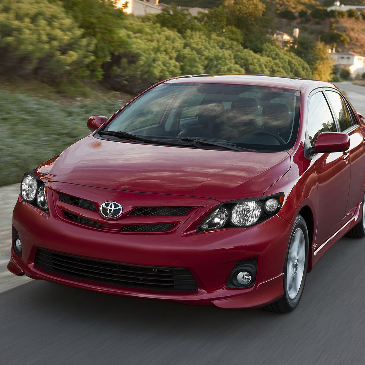 FAROS 09-10 TOYOTA COROLLA - 9006 LOW BEAM / 9005 HIGH BEAM / 3457A TURN SIGNAL - BLACK HOUSING / AMBER CORNER