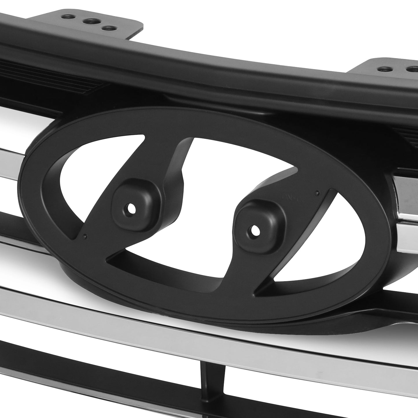 PARRILLA GRILLE - HY SNTA FE 13-18/19-22/ GRILLE ASS'Y 13-14/ CHROME/BLACK/ (W/CHROME MOULDING)/ (SANTA FE SPORT)