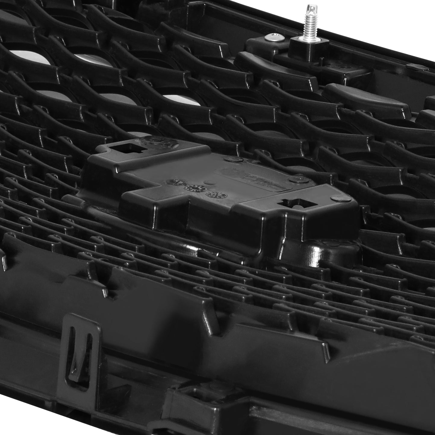 PARRILLA GRILLE - IN Q50 (4D) 14-17/18-22/ GRILLE ASS'Y 14-17/ SILVER BLACK W/CHROME FRAME/ (W/O VIEW CAMERA)