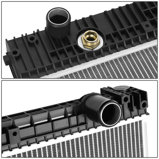 RADIADOR RADIATOR - OEM - FREIGHTLINER BUSINESS CLASS M2 2006-2012 / FREIGHTLINER M2 106 2006-2015 / STERLING TRUCK ACTERRA 2008-2010 - WITH PASSENGER SIDE OUTLET