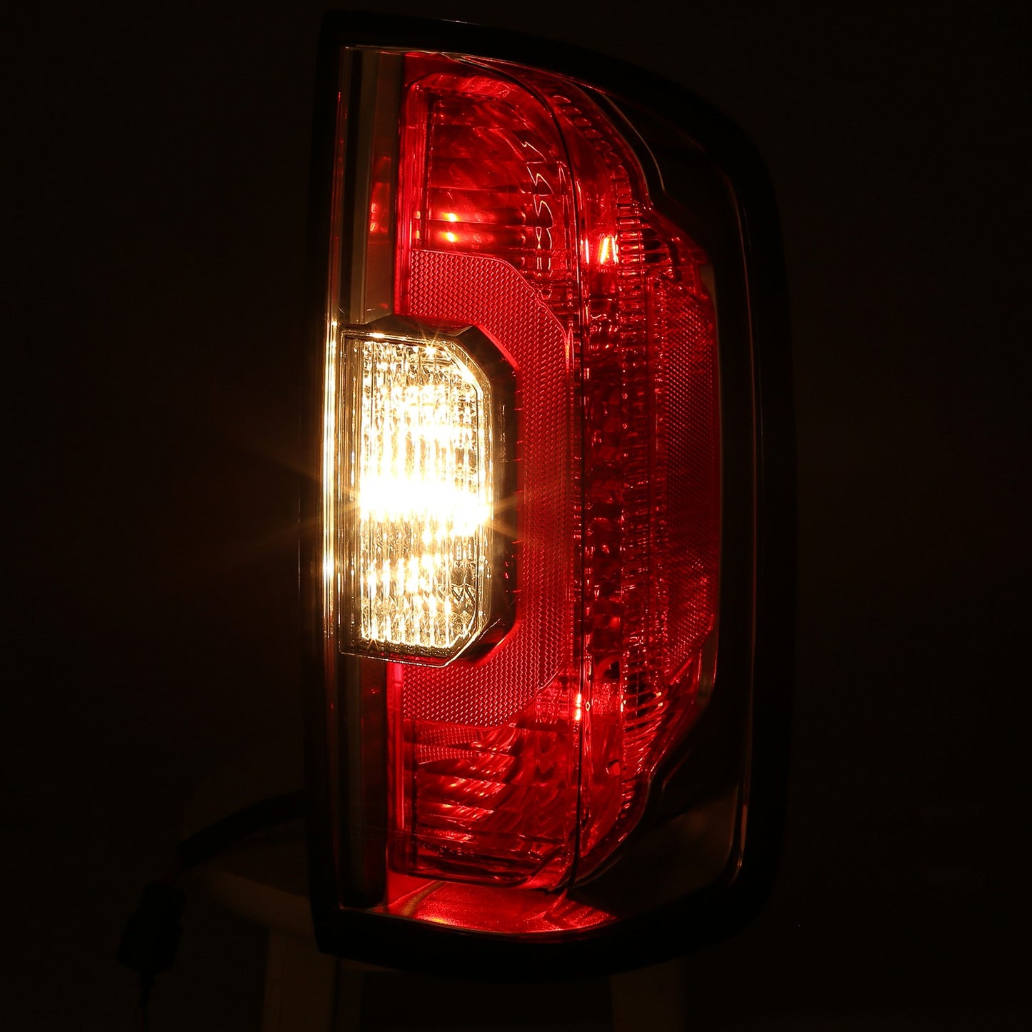 FAROS TRASEROS OE STYLE - 15-22 GMC CANYON - 921 REVERSE / 7443 TURN SIGNAL / 7443 TAIL LIGHT - CHROME HOUSING - RIGHT
