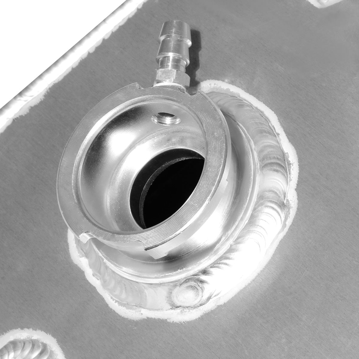 DEPOSITO DE ALUMINIO ALUMINUM - 97-04 CHEVY CORVETTE