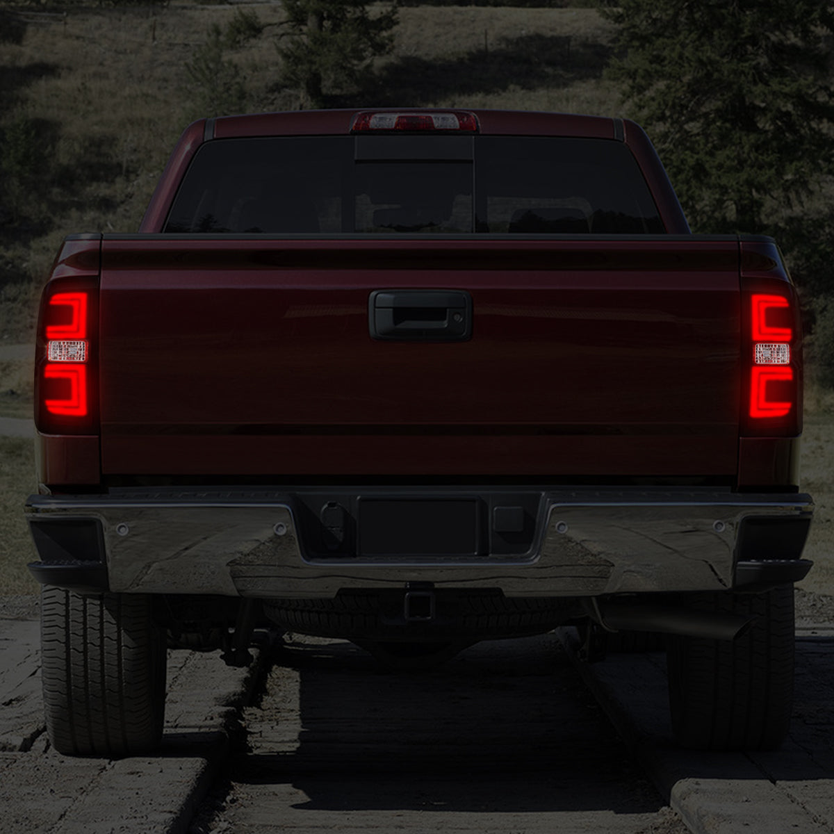 FAROS TRASEROS 14-18 CHEVY SILVERADO 1500 / 2019 CHEVY SILVERADO 1500 LD / 15-19 CHEVY SILVERADO 2500 HD 3500 HD / 15-19 GMC SIERRA 3500 HD WITH DUALLY WHEELS - FITS MODELS WITHOUT FACTORY LED TAIL LIGHTS - SMOKED / RED
