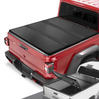 TAPADERA DE CAJUELA TONNEAU COVER - HARD TRI-FOLD - 20-21 JEEP GLADIATOR - FITS MODELS WITHOUT UTILITY TRACK SYSTEM - FITS 5.5FT BED MODELS