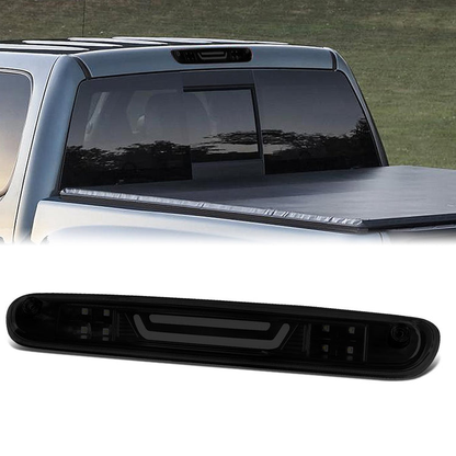 LUZ DE FRENO 07-13 CHEVY SILVERADO 1500, 1500HD, GMC SIERRA 1500, 1500HD / 07-14 SILVERADO 2500, 3500, HD MODELS, GMC SIERRA 2500, 3500, HD MODELS / 09-10 HUMMER H3T - 3D - LED - BLACK / SMOKE