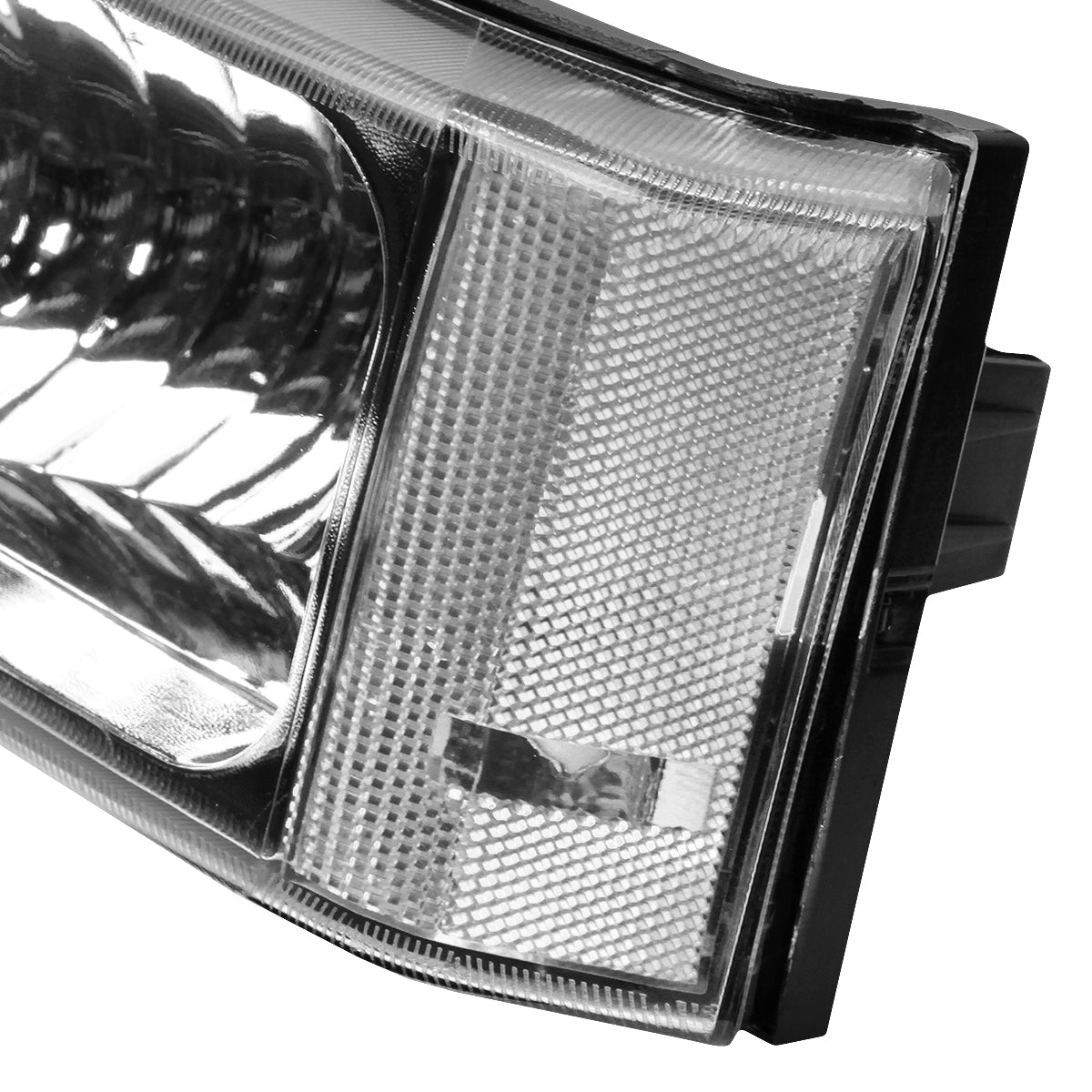 CUARTOS LUZ 03-06 CHEVY AVALANCHE 1500, 2500, SILVERADO 1500, 2500, 3500, 1500 HD, 2500 HD / 2007 SILVERADO 1500, 1500 HD, 2500 HD, 3500 CLASSIC - FITS MODELS WITHOUT FACTORY CLADDING ONLY - 2PC - CHROME / CLEAR CORNER