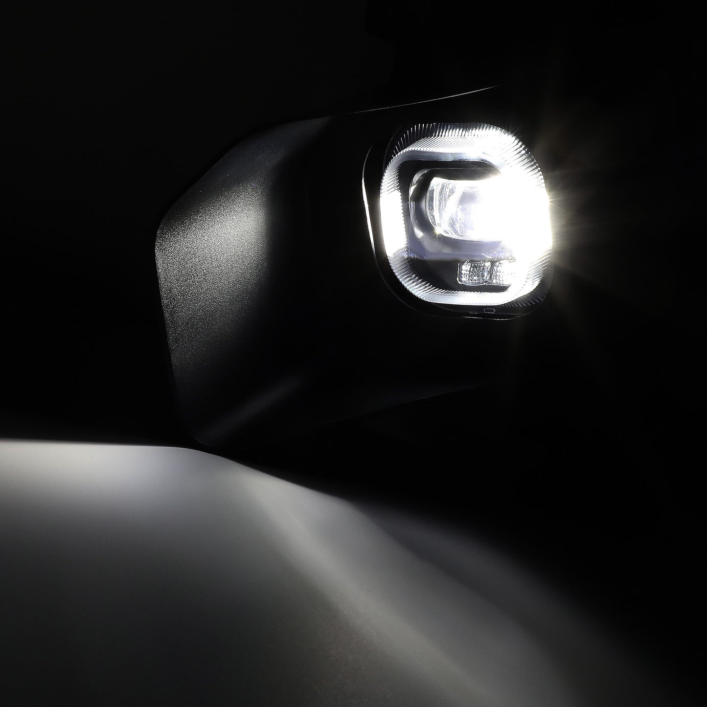 FAROS DE NIEBLA 11-16 FORD F-250, F-350, F-450, F-550 SUPER DUTY - PROJECTOR LED - WITH SWITCH, BLACK BEZEL - SMOKE