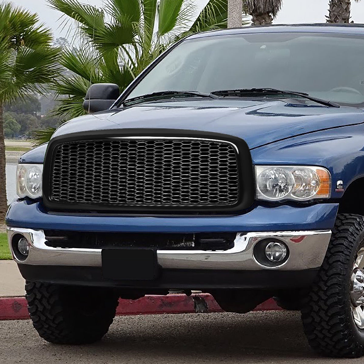 PARRILLA GRILLE - 02-05 DODGE RAM 1500 / 03-05 DODGE RAM 2500, 3500 - HONEYCOMB MESH - BLACK