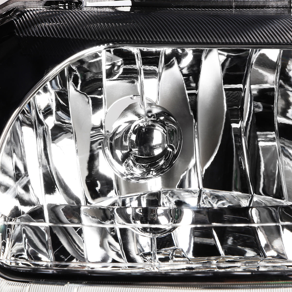 FAROS 99-04 FORD MUSTANG - LED DRL - DAY TIME RUNNING LIGHT STRIP REQUIRES WIRING TO VEHICLE - CHROME HOUSING / CLEAR CORNER - 9007 LOW / HIGH BEAM