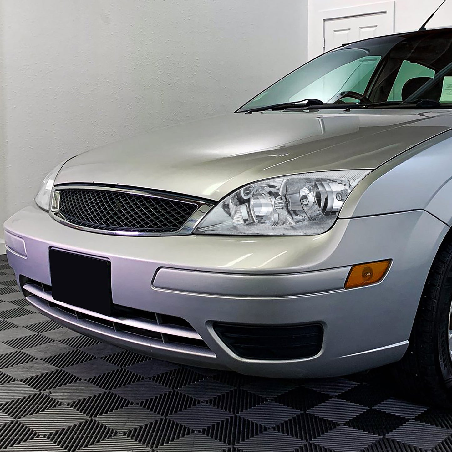 FAROS 05-07 FORD FOCUS - OE STYLE - CHROME HOUSING / CLEAR CORNER - 9007 LOW BEAM / HIGH BEAM