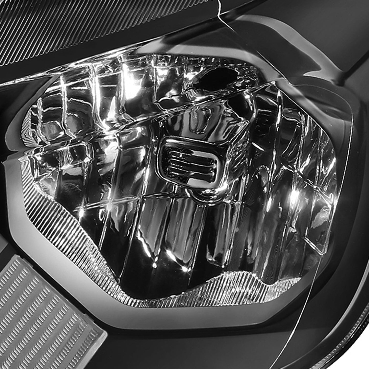 FAROS 19-23 FORD RANGER XL, XLT - FITS HALOGEN HEADLIGHT MODELS ONLY - BLACK HOUSING / CLEAR CORNER