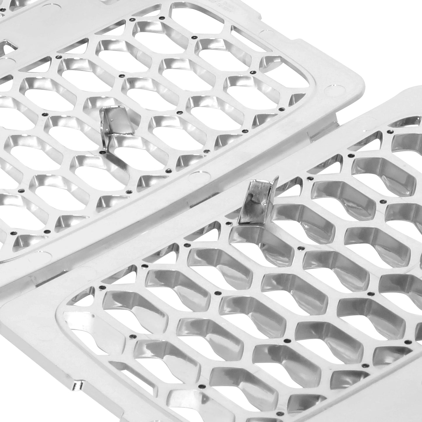 PARRILLA GRILLE - JP GRAND CHRKEE 14-16/17-21/ GRILLE ASS'Y 14-16/ CHROME W/CHROME MOULDONG/ (SUMMIT)(HONYCOMB STYLE)