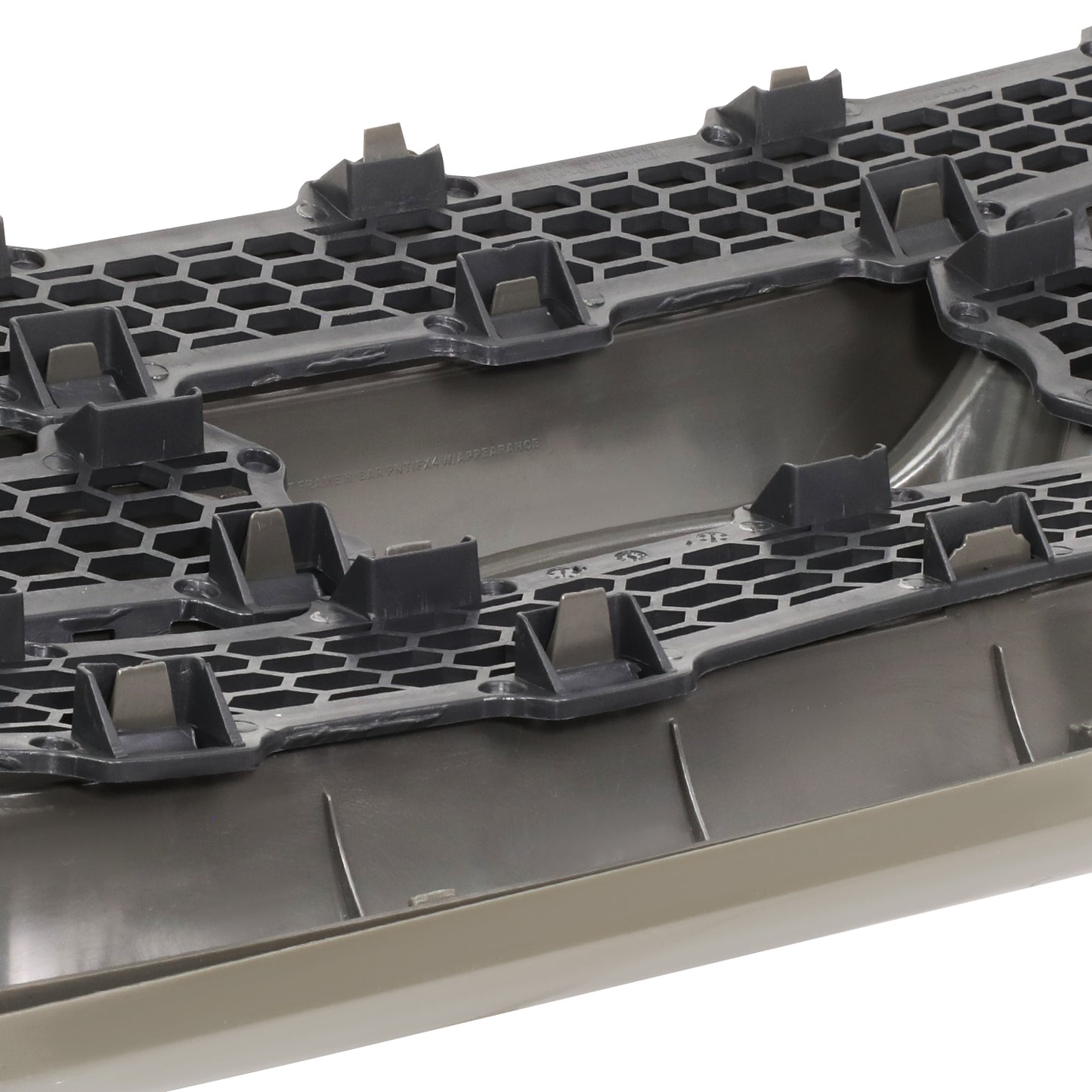 PARRILLA GRILLE - FD F150 P/U '04-'08/ GRILLE ASS'Y 07-08/ PAINTED GRAY (FX4)/ (HONEYCOMB DESIGN)