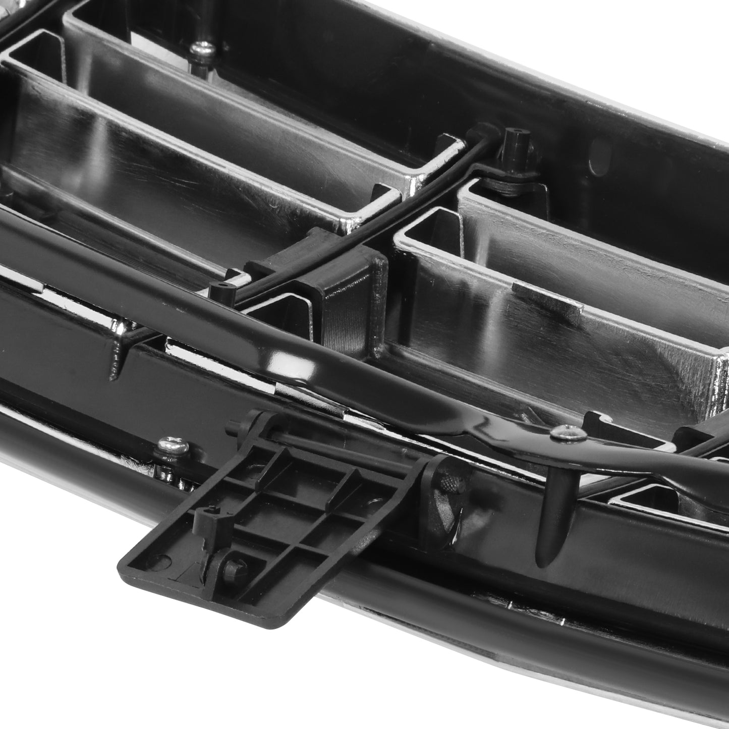 PARRILLA GRILLE - CV VENTRE '97-'05/ GRILLE ASS'Y 01-05/ CHROME/BLACK