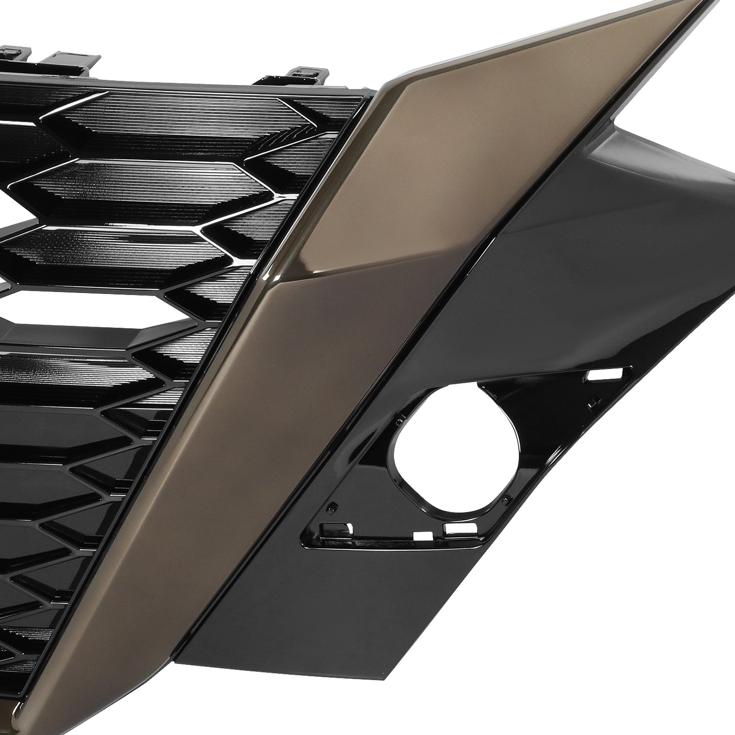 PARRILLA GRILLE - DS SENTR 20-ON/ GRILLE ASS'Y/ BLACK/CHROME BRIGHT/BLACK/ W/CAMERA HOLE/ (SR/PREM) (USA)//PARTS.NO,NI1200318//OEM NO,623106LD0B