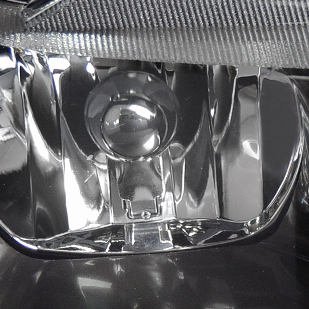 FAROS OE STYLE - 99-04 JEEP GRAND CHEROKEE WJ - 9006XS LOW BEAM / 9005XS HIGH BEAM - BLACK HOUSING - LEFT