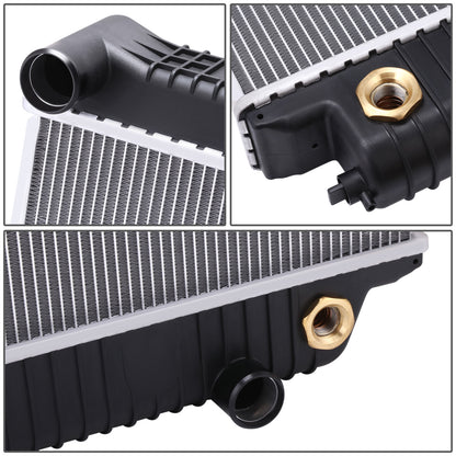 RADIADOR RADIATOR - OEM - FREIGHTLINER B2 BASE L6 6.7L 2008-2013 / FREIGHTLINER S2 BASE L6 6.7L 2008-2011