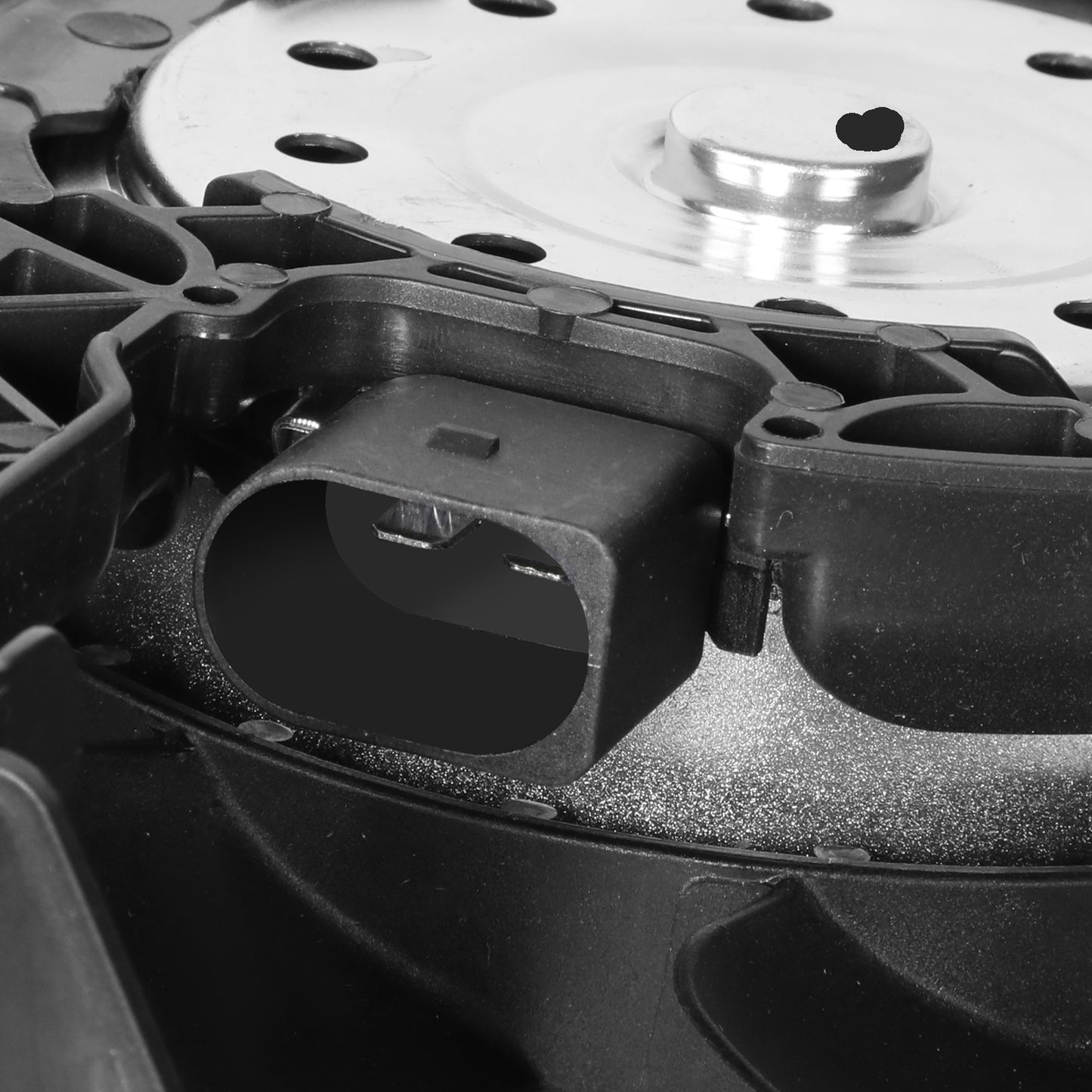 ABANICOS OE STYLE -AUDI A4 2007-2016 / AUDI A4 ALLROAD 2014-2016 / AUDI A5 2008-2017 / AUDI ALLROAD 2013-2016 / AUDI Q5 2009-2017 / AUDI S4 2013-2015 / AUDI S5 2010-2016 - 1.8L, 2.0L, 2.8L, 3.0L, 3.0L DIESEL WITHOUT TRAILER TOW PACKAGE