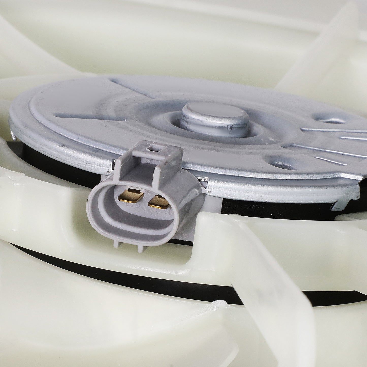 ABANICOS OE STYLE -PONTIAC VIBE 2003-2008 / TOYOTA COROLLA 2003-2008 / TOYOTA MATRIX 2003-2008