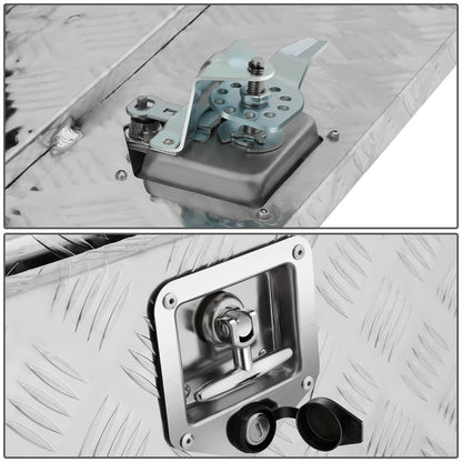 CAJA DE HERRAMIENTAS UNIVERSAL - TRUCK / TRAILER - W/ LOCK & KEY - ALUMINUM - 47" X 18" X 18" - 5 BAR DIAMOND TREAD PLATE PATTERN - SILVER