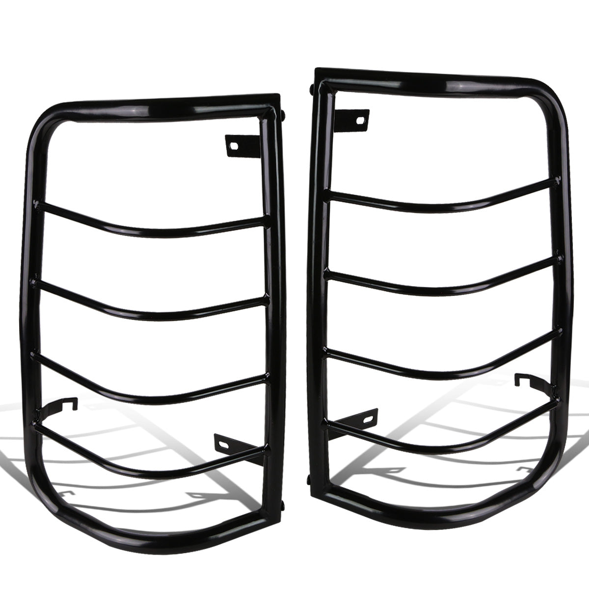 PROTECTOR FAROS TRASEROS TAIL LIGHT GUARD - 99-06 CHEVY SILVERADO 1500 , 2500 , 3500 , GMC SIERRA 1500 , 2500 , 3500 - HD MODELS / 2007 CHEVY SILVERAD 1500 , 2500 , 3500 , GMC SIERRA 1500 , 2500 , 3500 - CLASSIC MODELS - BLACK