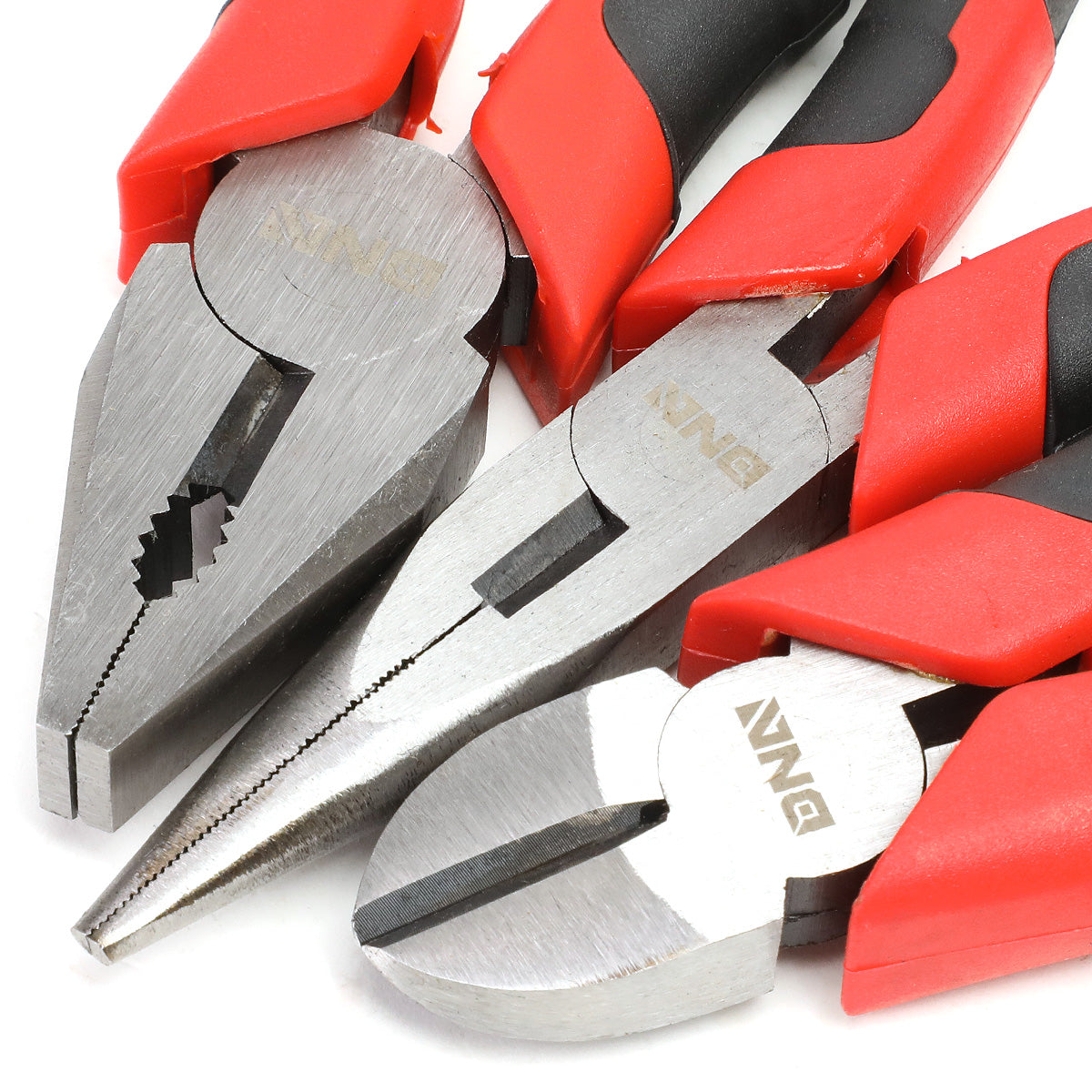 HERRAMIENTAS DNA LOGO - 3PC - 6-1/2" LINESMAN PLIER, 6-1/2" NEEDLE NOSE PLIER, 6-1/2" DIAGONAL CUTTER - 1/2" JAW OPENING - BLACK / RED RUBBER GRIP