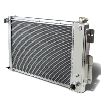 RADIADOR DE ALUMINIO RADIATOR - 3 ROWS - 67-69 CHEVY CAMARO, PONTIAC FIREBIRD - FITS MANUAL TRANSMISSION MODELS WITH 5.3L-5.7L 326CU. IN - 350CU IN SMALL BLOCK ENGINES ONLY