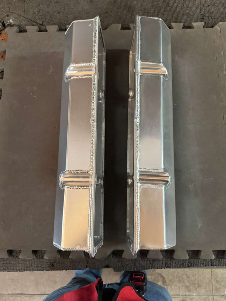 Chevy SBC 350 Chrome Fabricated Valve Covers - Tall w/o Hole